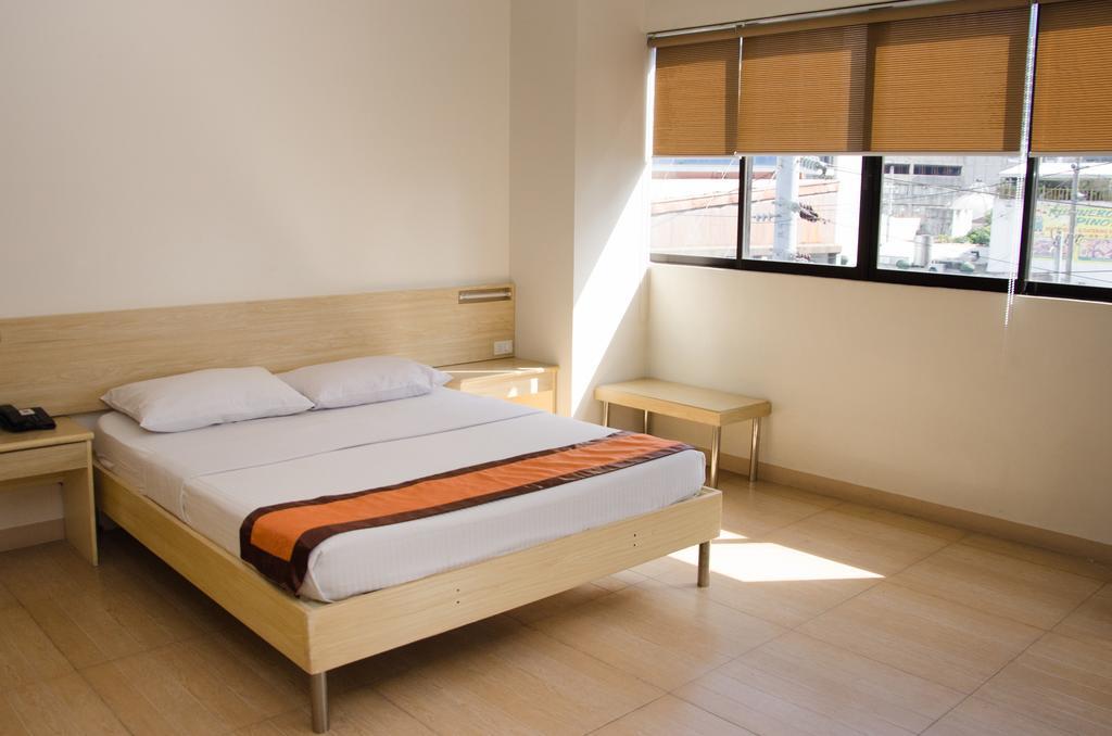 M Suites Hotel Makati City Kültér fotó