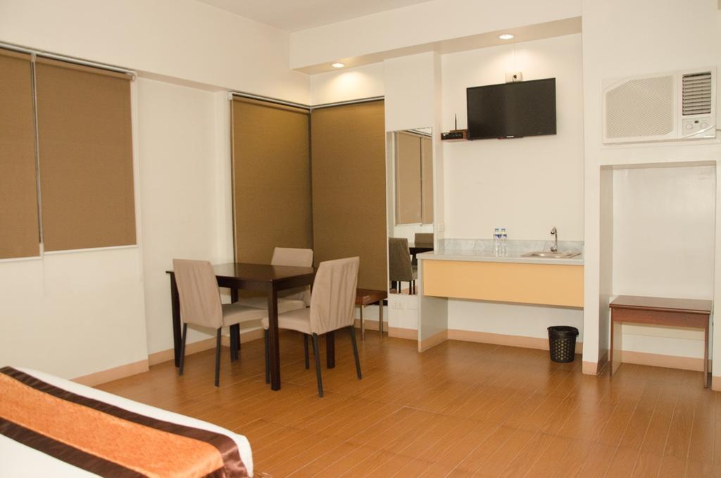 M Suites Hotel Makati City Kültér fotó
