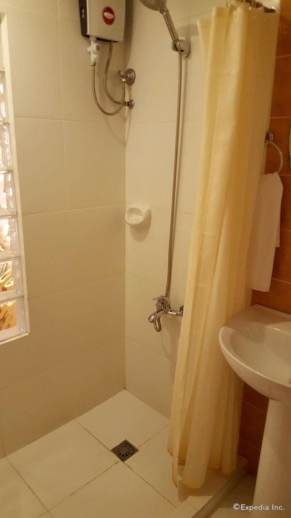 M Suites Hotel Makati City Kültér fotó
