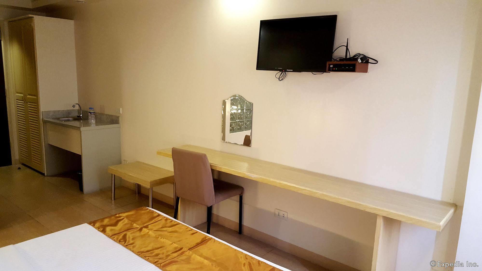 M Suites Hotel Makati City Kültér fotó