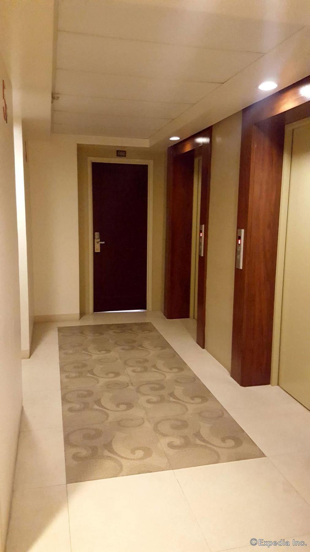 M Suites Hotel Makati City Kültér fotó